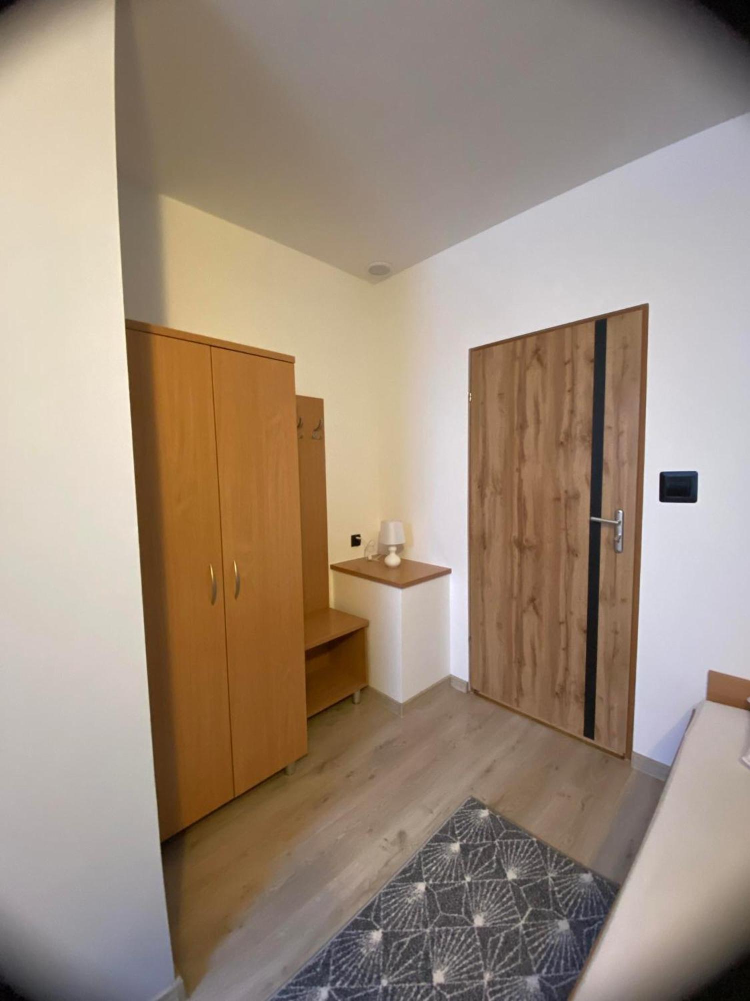 Hotel Milo - Noclegi バルトシツェ エクステリア 写真